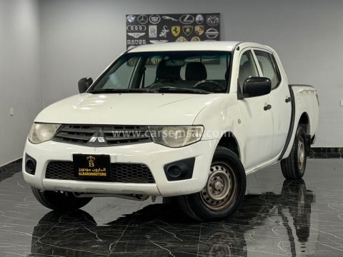 2014 ميتسوبيشي ال 200